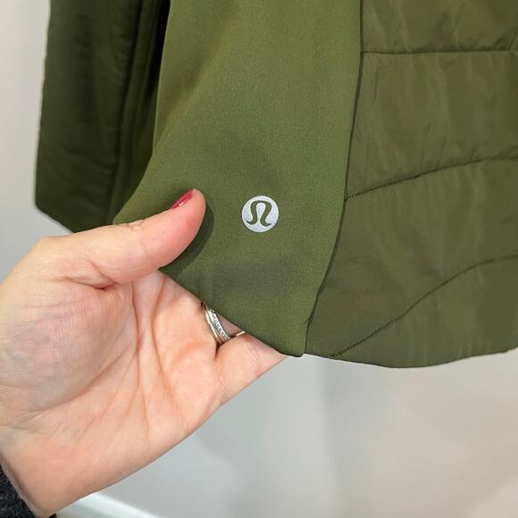 Lululemon Another Mile Jacket Landscape Green Size 8 Hooded Puffer Active Runner - Picture 10 of 10